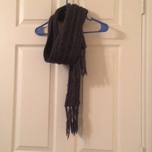 Grey knit scarf
